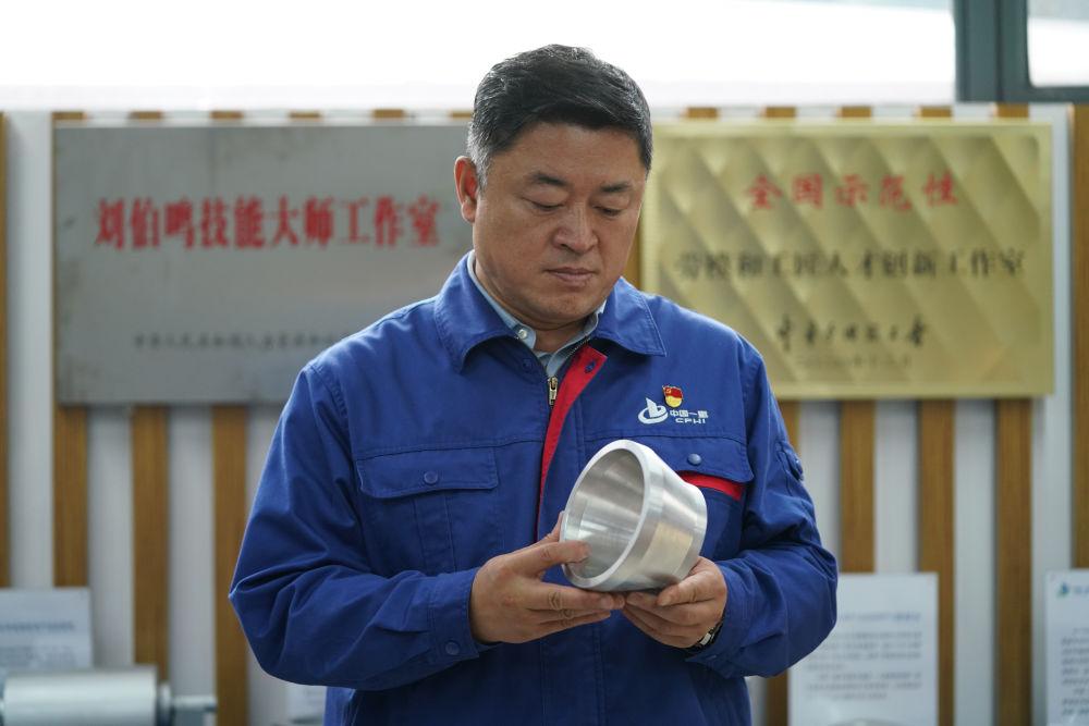 驚爆中國(guó)一重最新消息，引領(lǐng)變革，鑄就輝煌